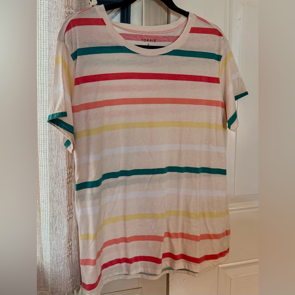 CUTE TORRID TEE! Size 0, relaxed fit, multicolor stripes, so cozy!